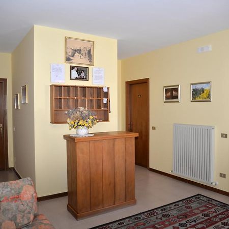 Camere Tiziana Asís Exterior foto