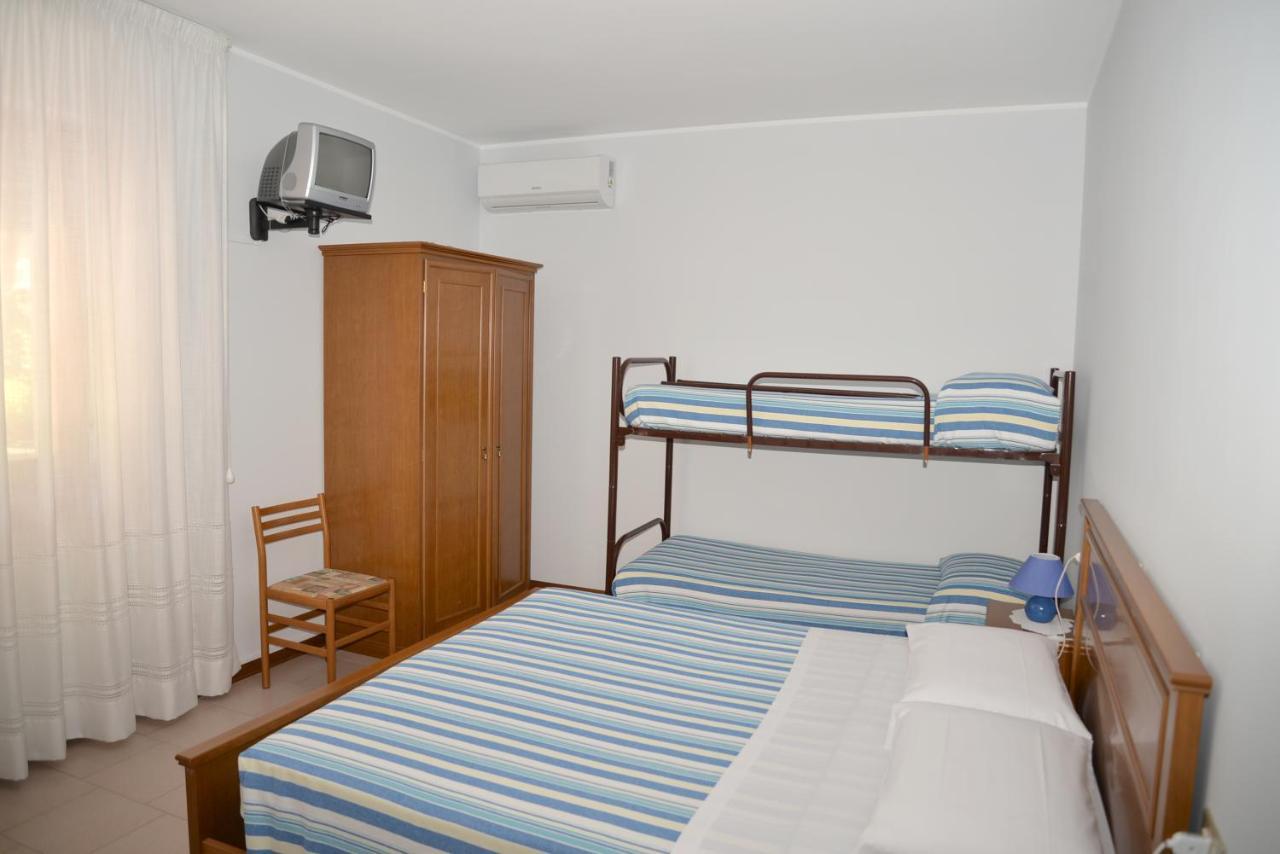 Camere Tiziana Asís Exterior foto